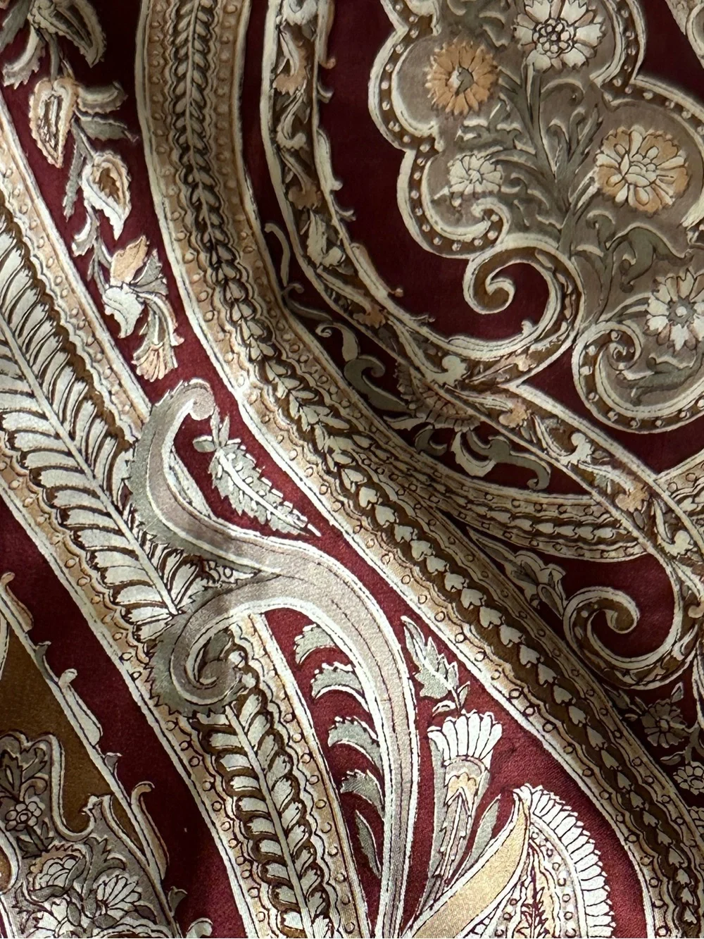 Luxury Paisley Print Soft 100% Pure Silk Scarf 20” x 70”